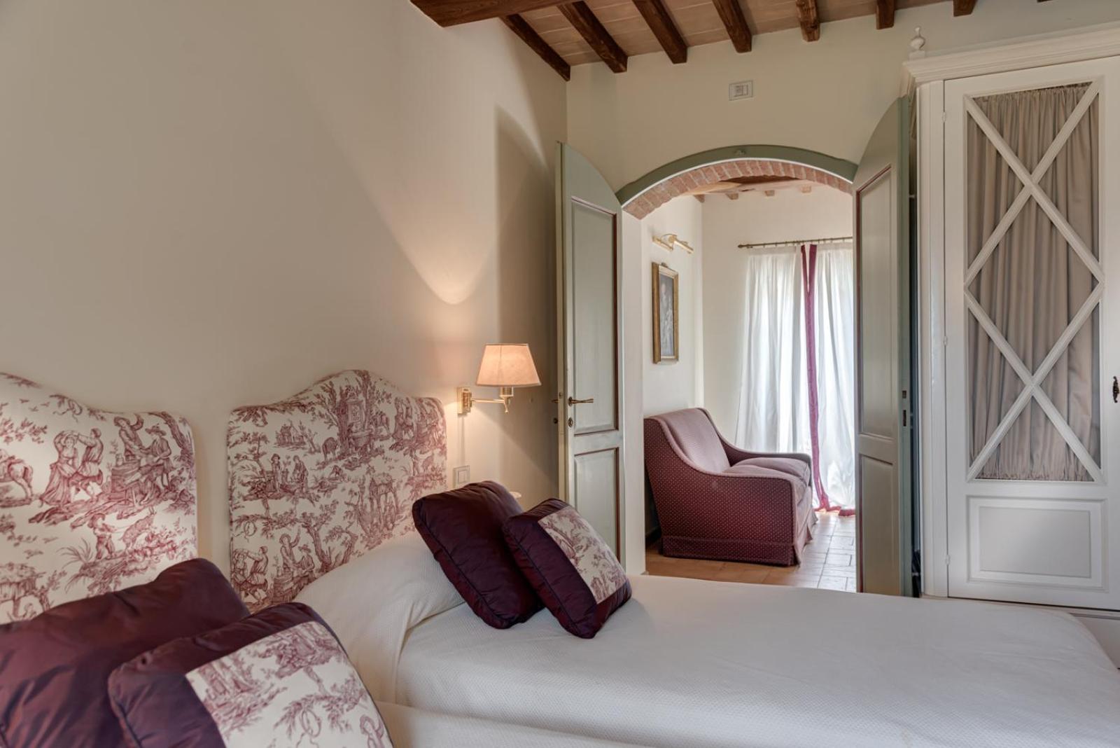 Villa Il Castagno Wine & Resort Сієна Екстер'єр фото