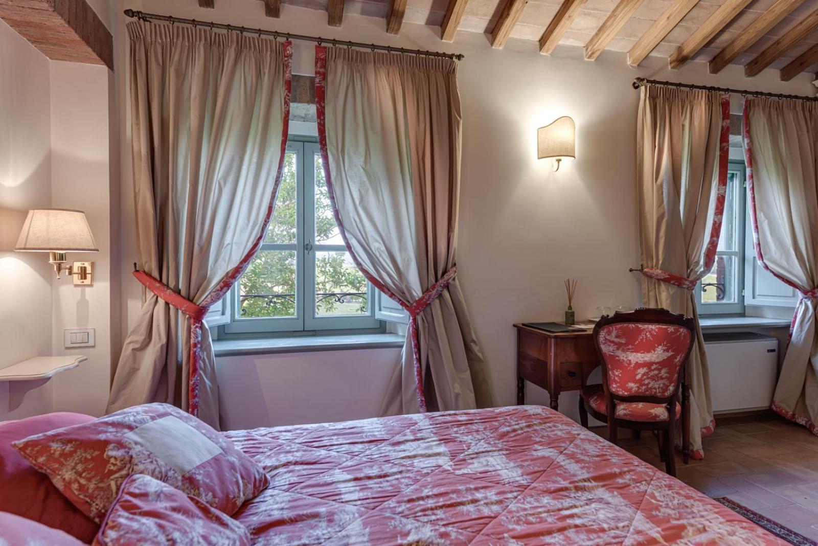Villa Il Castagno Wine & Resort Сієна Екстер'єр фото
