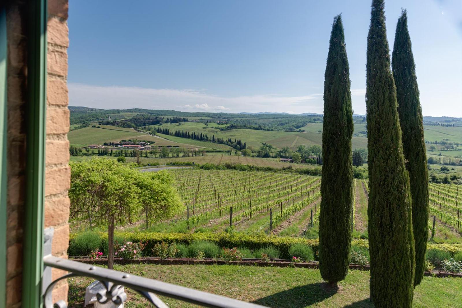 Villa Il Castagno Wine & Resort Сієна Екстер'єр фото