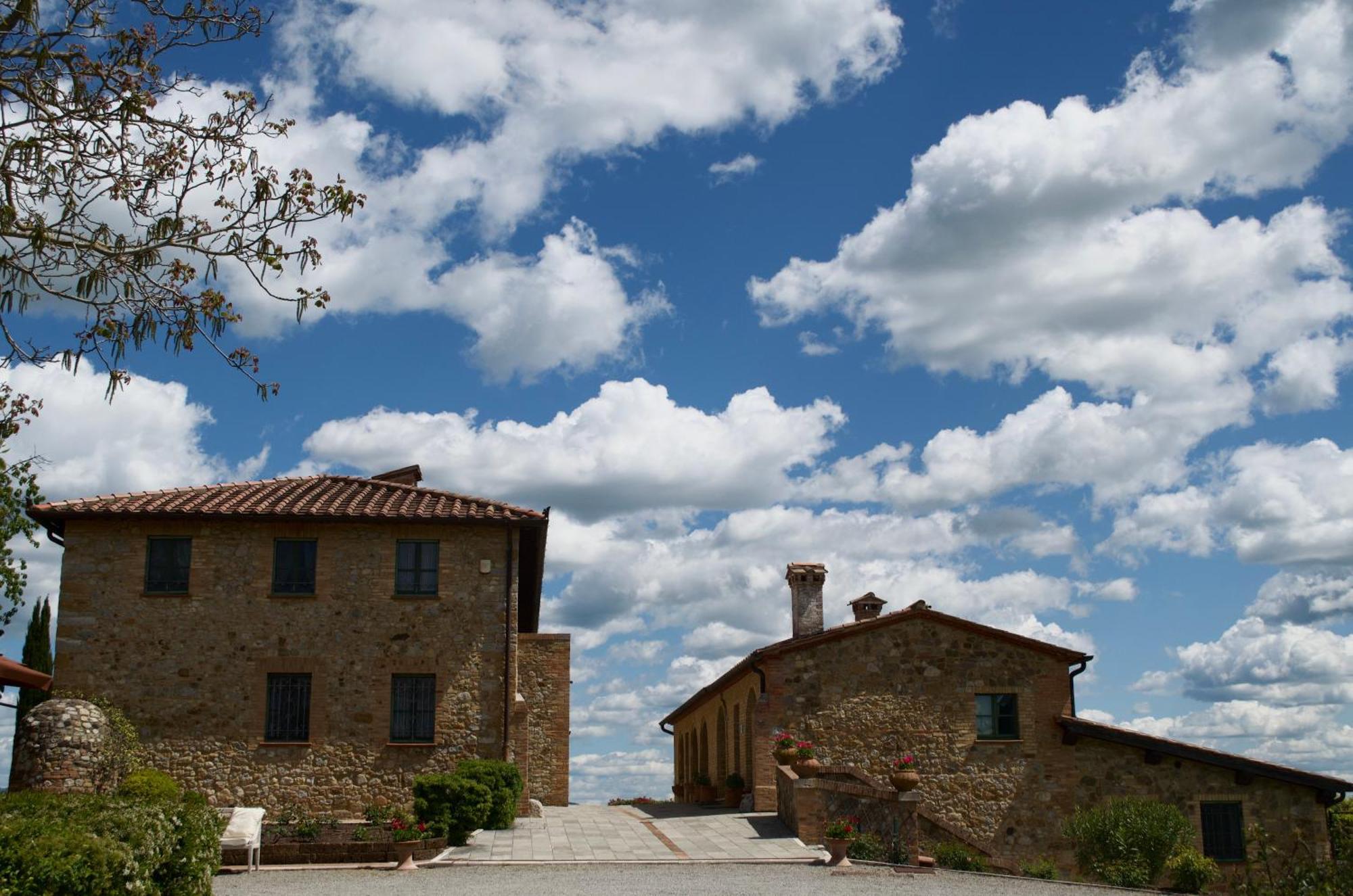 Villa Il Castagno Wine & Resort Сієна Екстер'єр фото