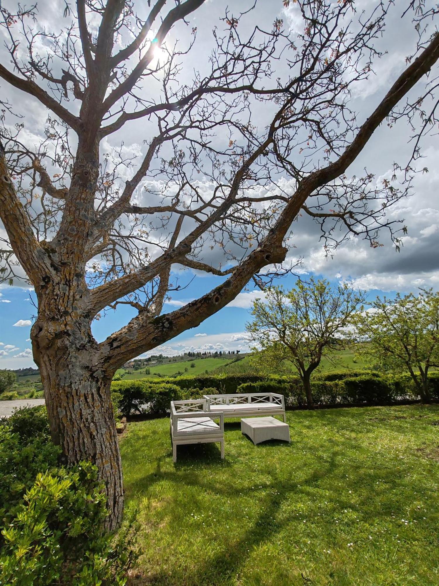 Villa Il Castagno Wine & Resort Сієна Екстер'єр фото